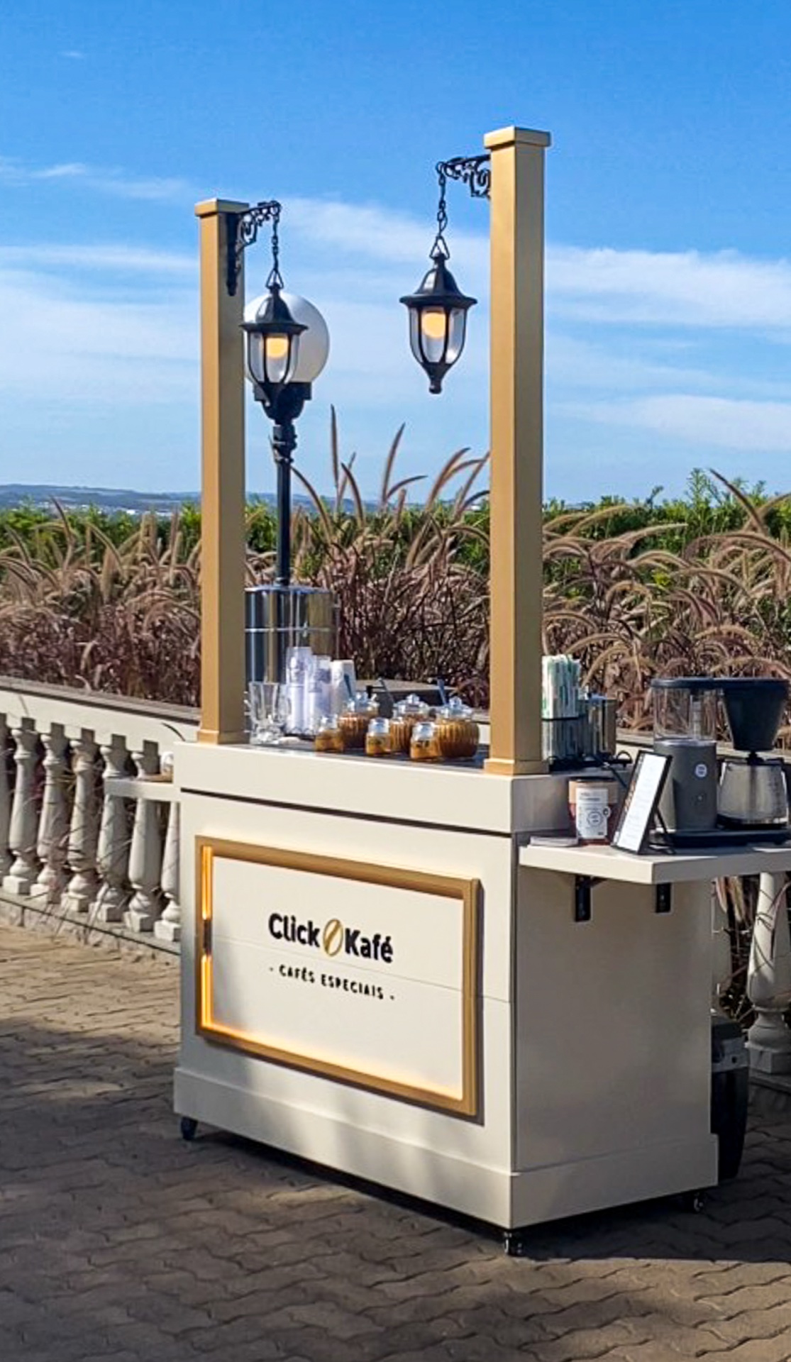 Estação Paris - Click Kafé inspirada nas cafeterias francesas